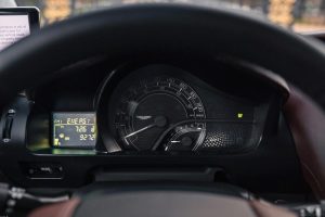 Aston-Martin-Cygnet-used-(2)