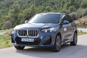 BMW X1 sDrive18i (1)