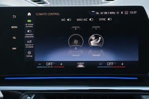 BMW X1 sDrive18i (20)