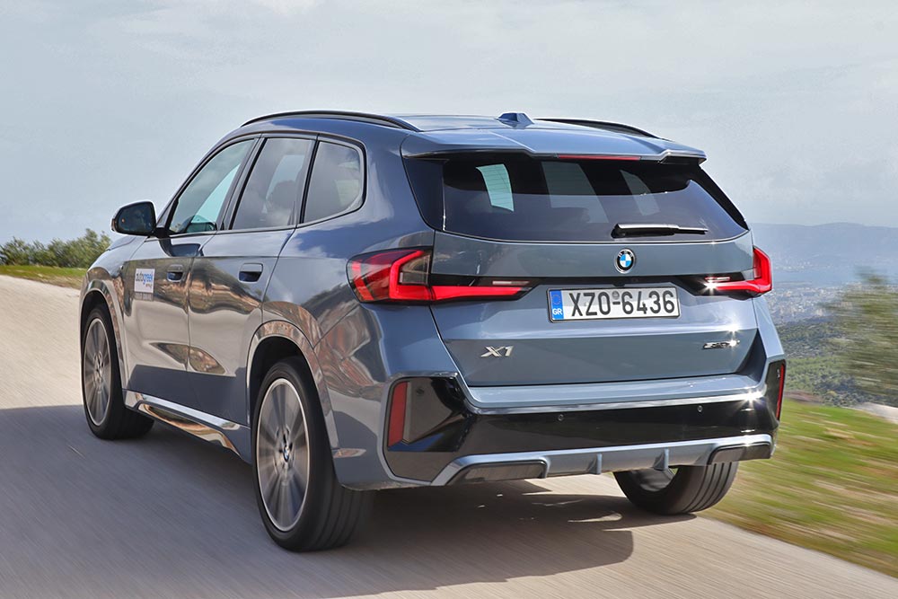 https://autogreeknews.gr/wp-content/uploads/2023/01/BMW-X1-sDrive18i-3.jpg