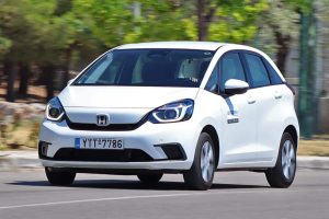 Honda-Jazz-Hybrid-kinisi