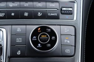 Hyundai Santa Fe PHEV 2022 (16)