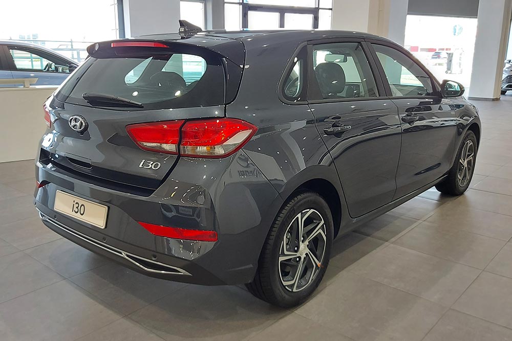 https://autogreeknews.gr/wp-content/uploads/2023/01/Hyundai-i30-1.5-MPi-4.jpg