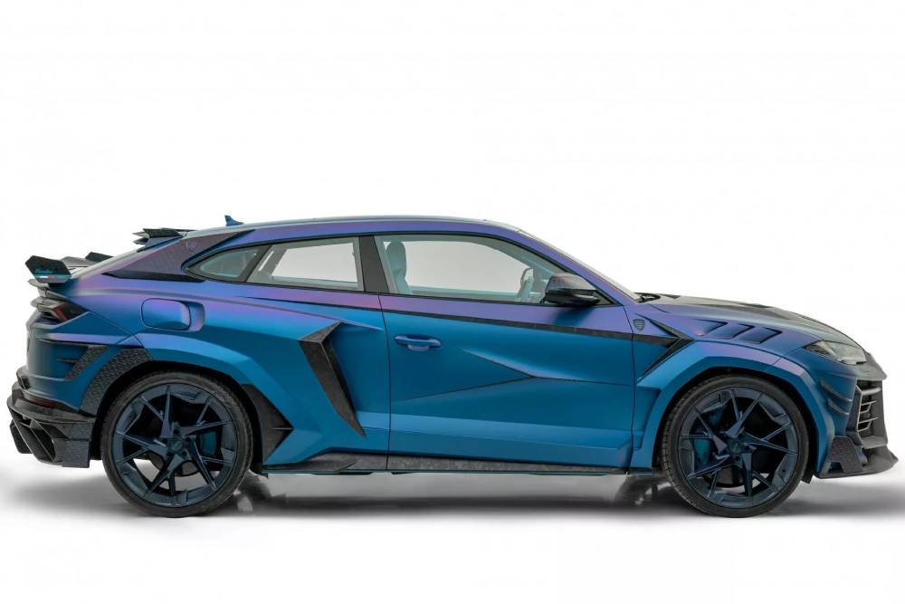https://autogreeknews.gr/wp-content/uploads/2023/01/Mansory-Lamborghini-Urus-13.jpg