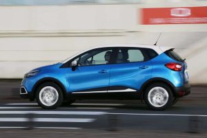 Renault-Captur-2014-(3)