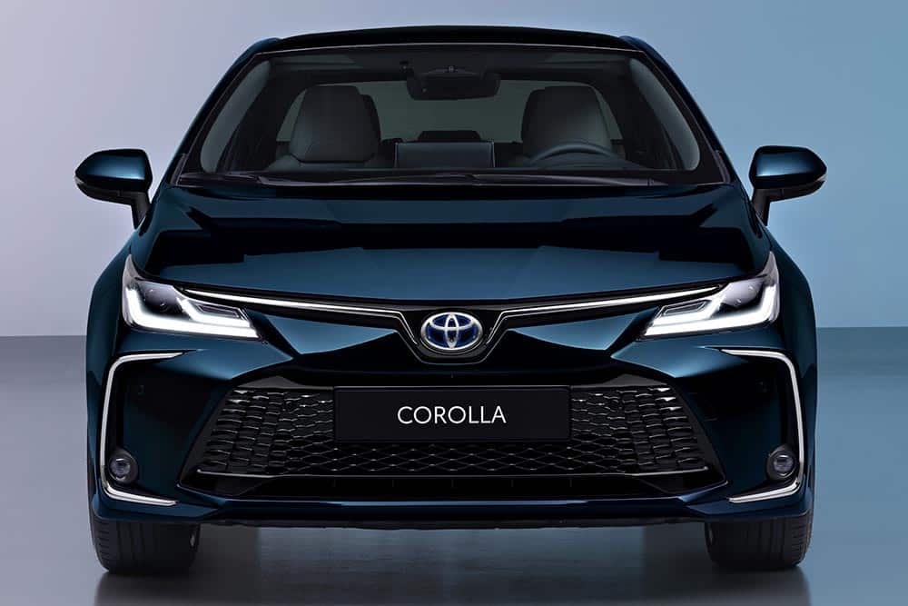 https://autogreeknews.gr/wp-content/uploads/2023/01/Toyota-Corolla-Sedan-2023-5.jpg