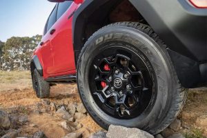 Toyota-Hilux-GR-Sport-3