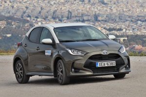 Toyota-Yaris-Hybrid