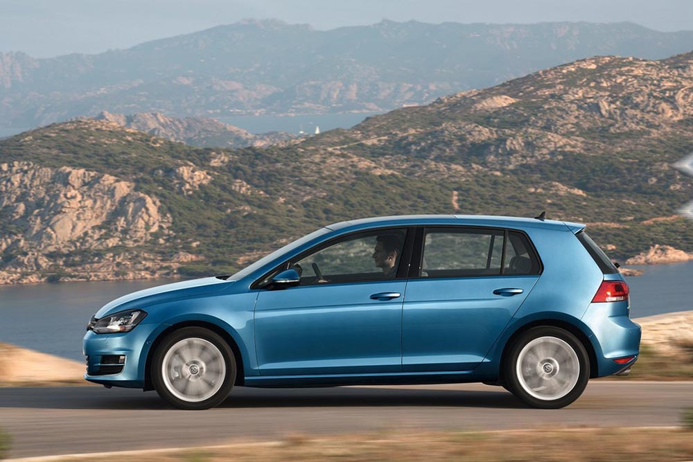 https://autogreeknews.gr/wp-content/uploads/2023/01/VW-Golf-2013-4.jpg