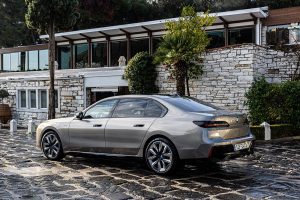 bmw-i7-athens-(2)
