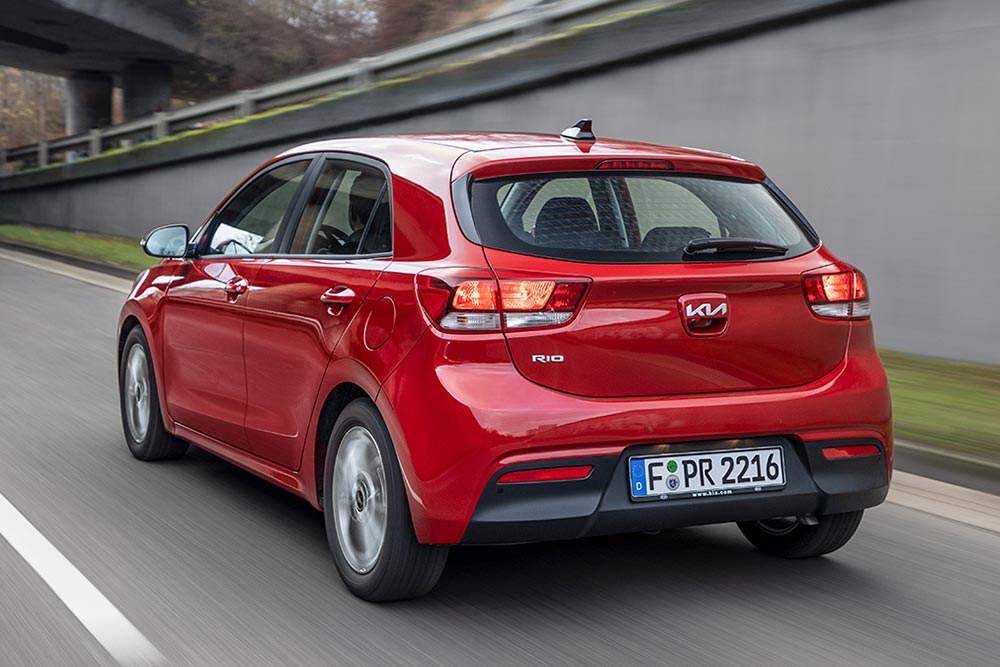 https://autogreeknews.gr/wp-content/uploads/2023/01/kia_rio_2022-2.jpeg