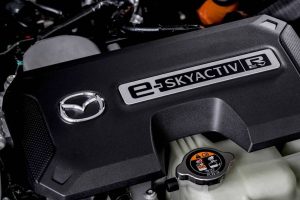 mazda-mx-30-e-skyactiv-r-ev-2023 (2)