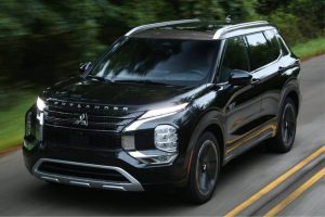 mitsubishi outlander 40th anniversary edition (1)