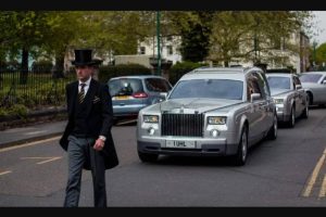 rolls royce funeral 04