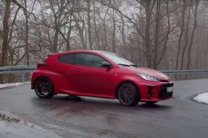 toyota gr yaris hairpin drift 02