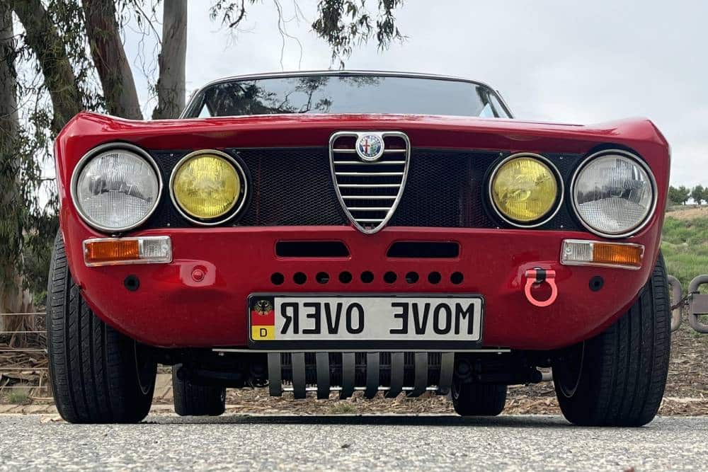 https://autogreeknews.gr/wp-content/uploads/2023/02/1970_alfa-romeo_gtv_IMG_6374-scaled-1.jpg