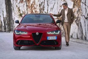 2023-Alfa-Romeo-Giulia-Veloce-1