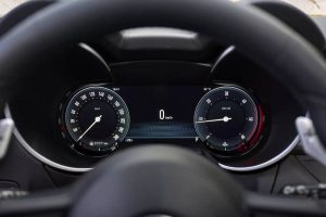 2023-Alfa-Romeo-Stelvio-Veloce-32