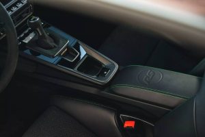 2023-Porsche-911-GT3-RS-Tribute-To-Carrera-RS-8