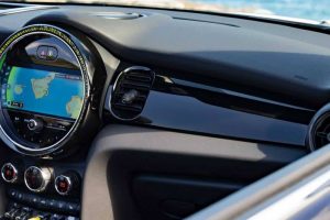 2023-mini-cooper-se-convertible (11)