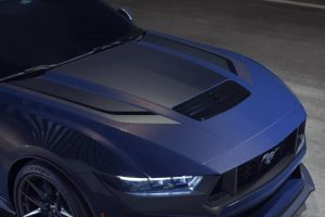 2024-Ford-Mustang-Dark-Horse-1