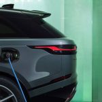 2024-Range-Rover-Velar-17