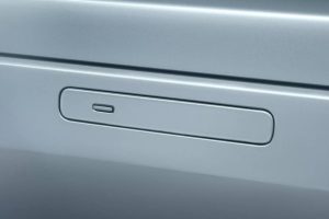 2024-Range-Rover-Velar-21