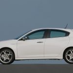 Alfa_Romeo-Giulietta-2011-(2)