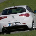 Alfa_Romeo-Giulietta-2011-(3)