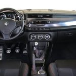 Alfa_Romeo-Giulietta-2011-(4)