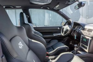 BaT-2004-VW-Golf-R32-29