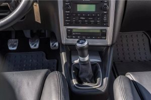 BaT-2004-VW-Golf-R32-38