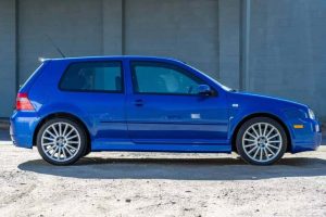 BaT-2004-VW-Golf-R32-4
