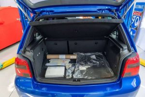 BaT-2004-VW-Golf-R32-49