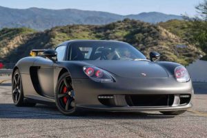 Cars-and-Bids-2005-Porsche-Carrera-GT-9