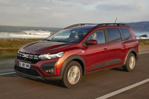 Dacia-Jogger-Hybrid-(1)