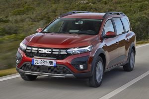 Dacia-Jogger-Hybrid-(5)