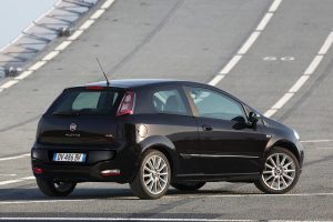 Fiat-Punto_Evo-2010-(4)