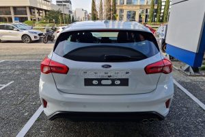 Ford-Focus-CarCenter-(5)