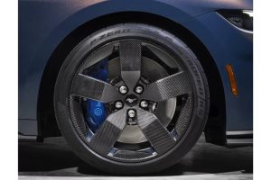 Ford-Mustang-Dark-Horse-With-Carbon-Fiber-Wheels-5