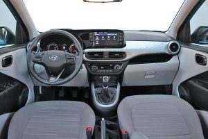 Hyundai-i10-tablo