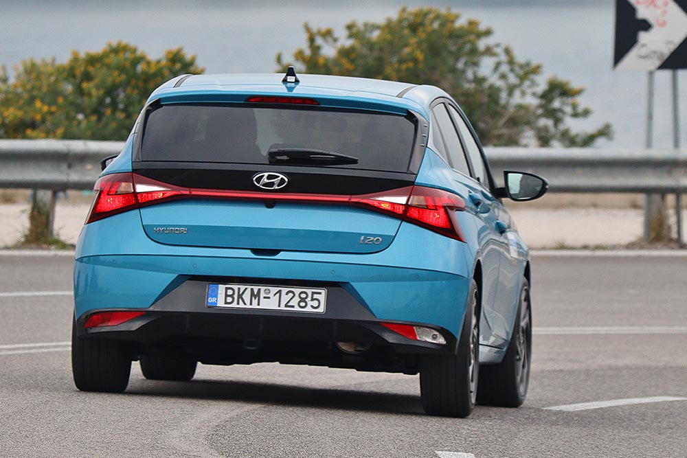 https://autogreeknews.gr/wp-content/uploads/2023/02/Hyundai-i20-5.jpg