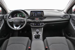 Hyundai-i30-tablo