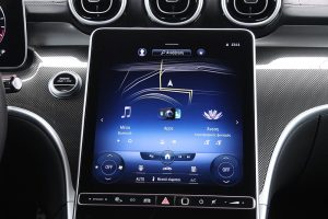 Mercedes C 300 e (15)