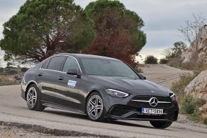 Mercedes C 300 e (7)