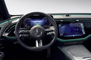 Mercedes-E-Class-tablo-2023-(9)