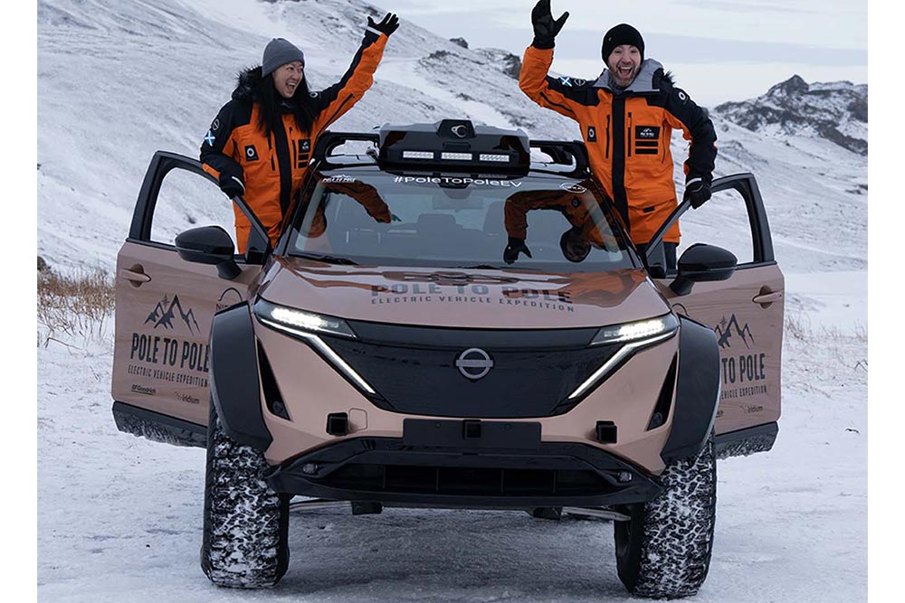 https://autogreeknews.gr/wp-content/uploads/2023/02/Nissan-Ariya-Pole-to-Pole-10.jpg