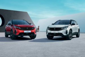 Peugeot-3008-and-5008-Hybrid-1
