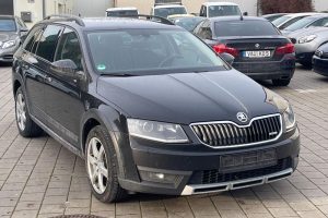 Skoda-Octavia-Scout-2014-(1)