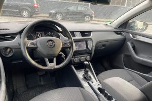 Skoda-Octavia-Scout-2014-(5)